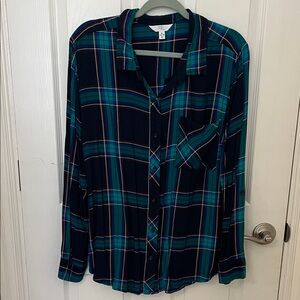 Time and Tru Navy Plaid Button-Up Shirt with Teal and Red Accents